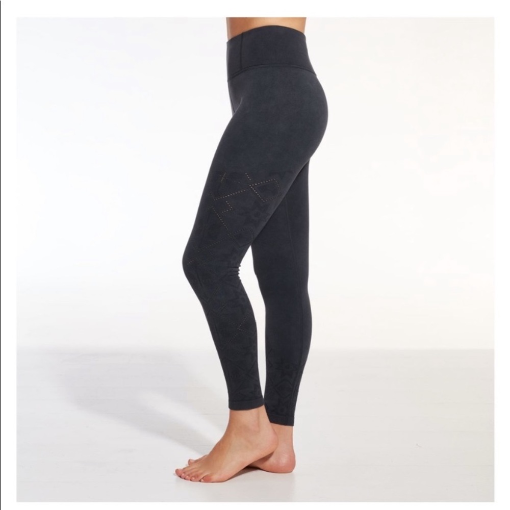 Calia by Carrie Underwood Seamless Leggings